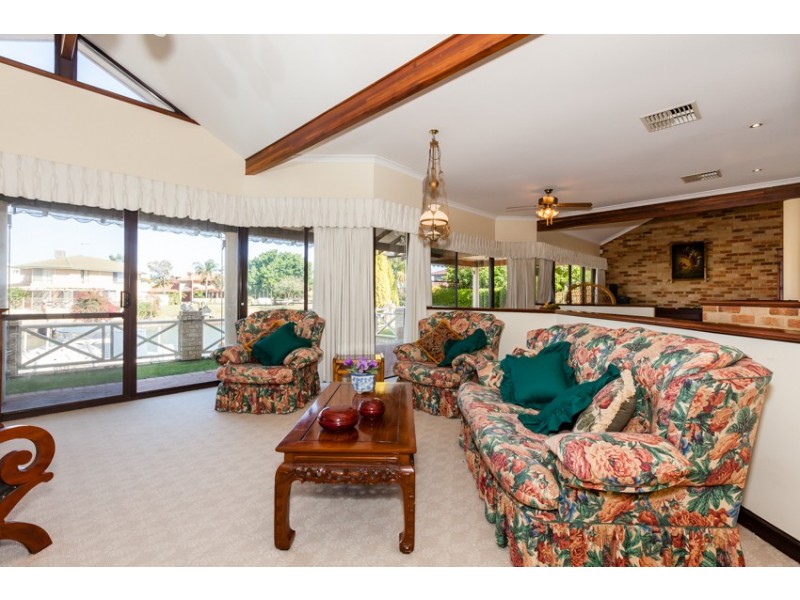 111 Leslie Street, Mandurah WA 6210