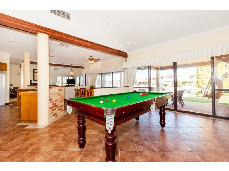 111 Leslie Street, Mandurah WA 6210