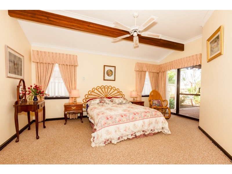 111 Leslie Street, Mandurah WA 6210