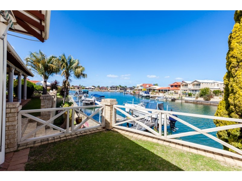 111 Leslie Street, Mandurah WA 6210