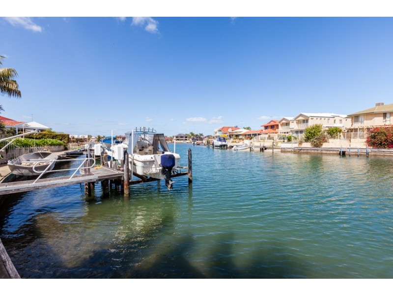 111 Leslie Street, Mandurah WA 6210