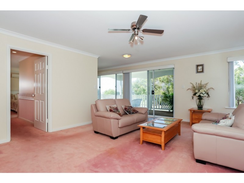 20 Peel Parade, Coodanup WA 6210