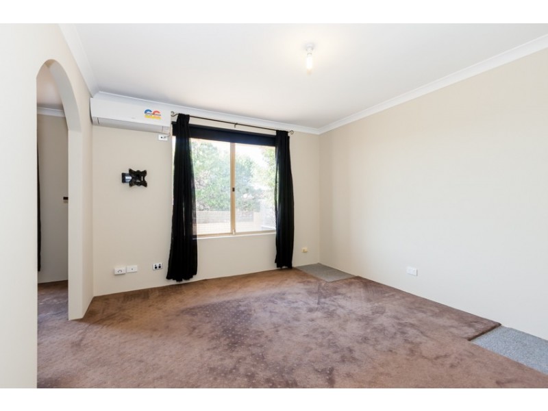 1/32 Caravel Way, Halls Head WA 6210