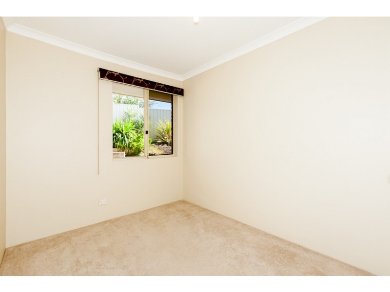 1/32 Caravel Way, Halls Head WA 6210