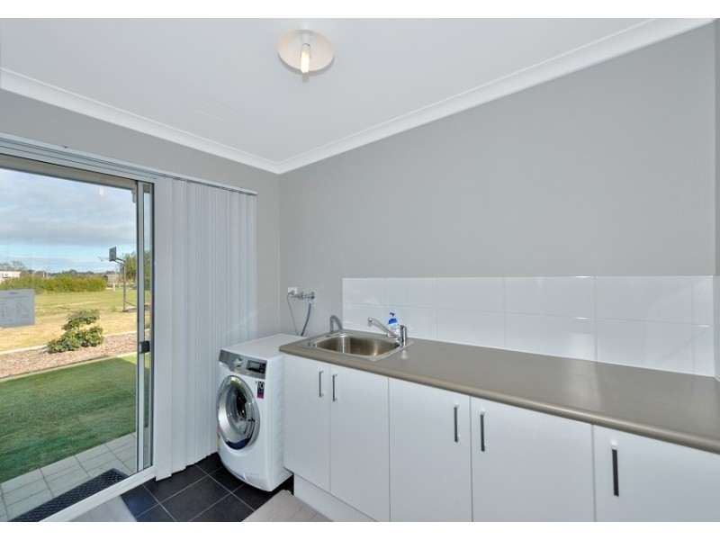 115 Riverside Drive, Furnissdale WA 6209