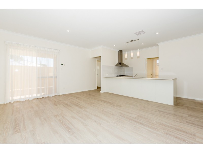 19 Encourage Loop, Dudley Park WA 6210