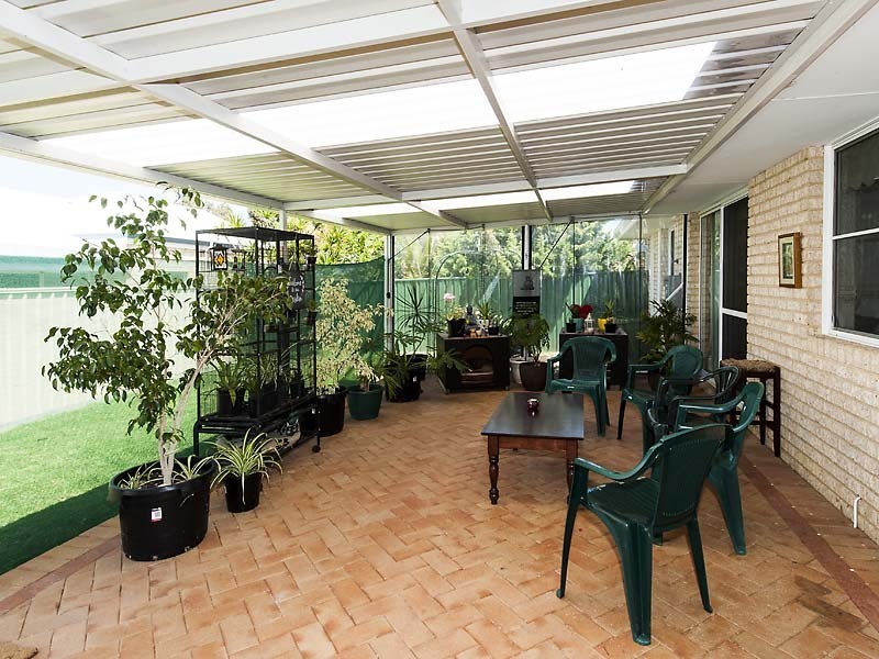 10 Oakleigh Drive, Erskine WA 6210