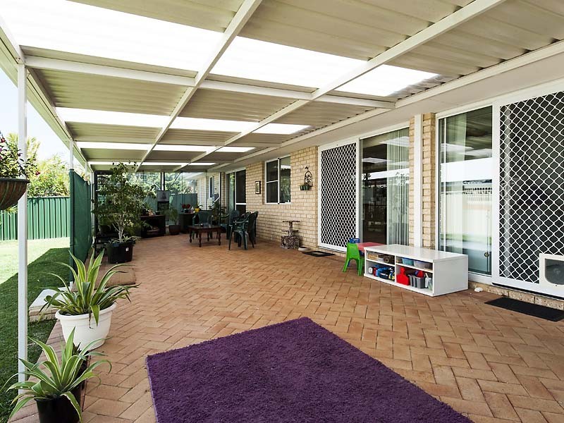 10 Oakleigh Drive, Erskine WA 6210