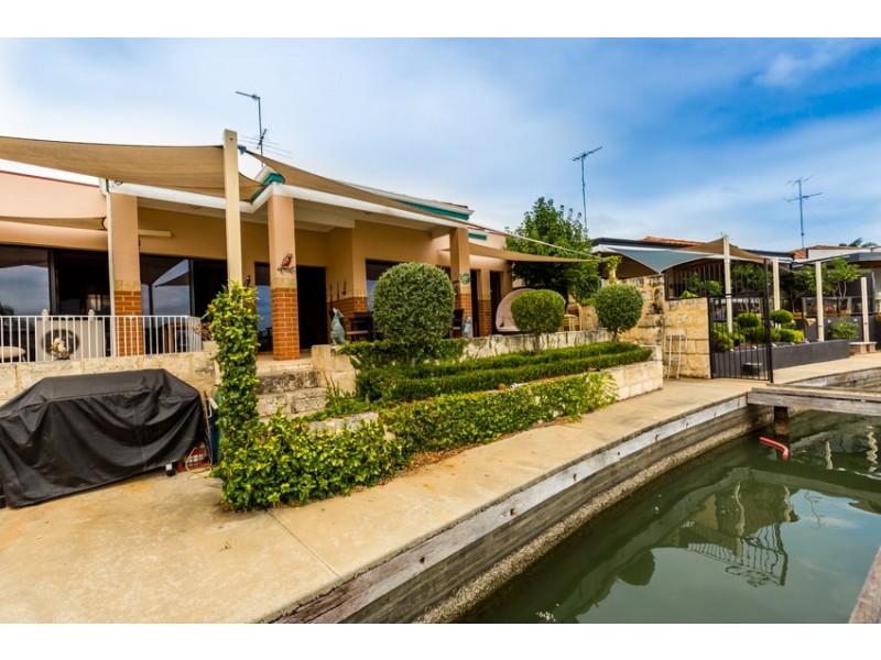 48 Waterside Drive, Mandurah WA 6210