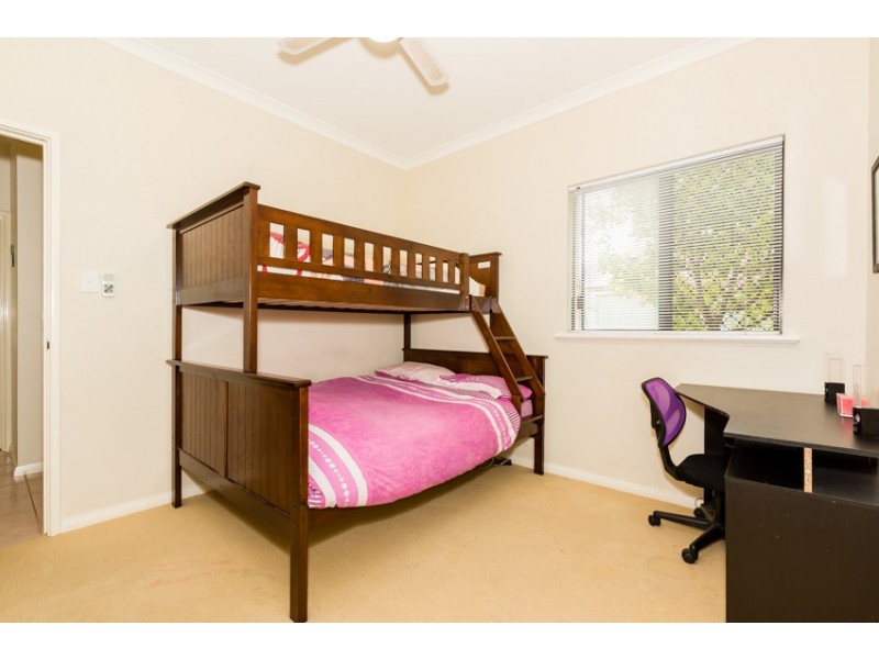 48 Waterside Drive, Mandurah WA 6210