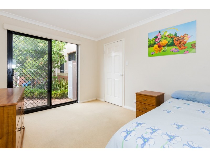 48 Waterside Drive, Mandurah WA 6210