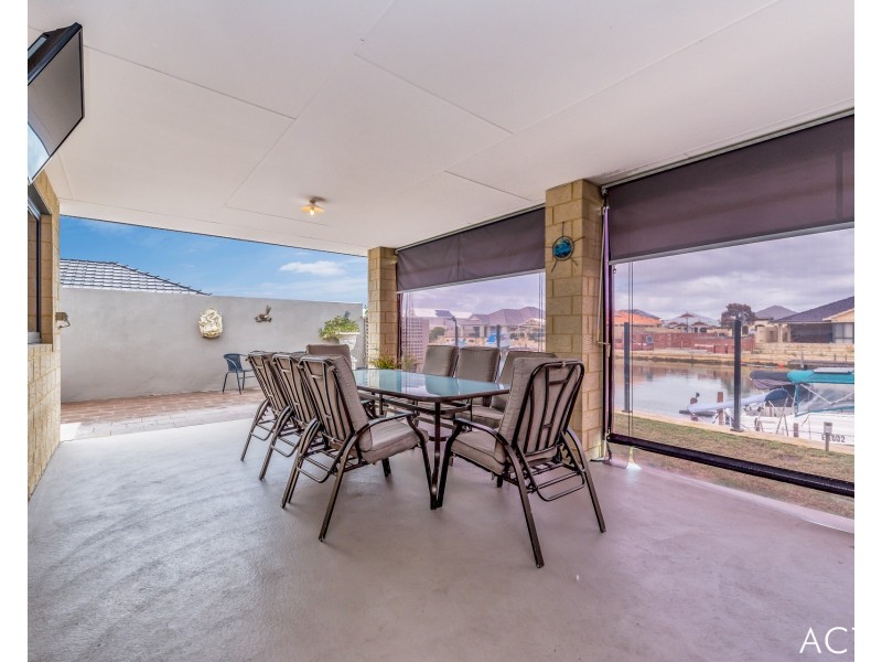 6 Gael Place, Dudley Park WA 6210