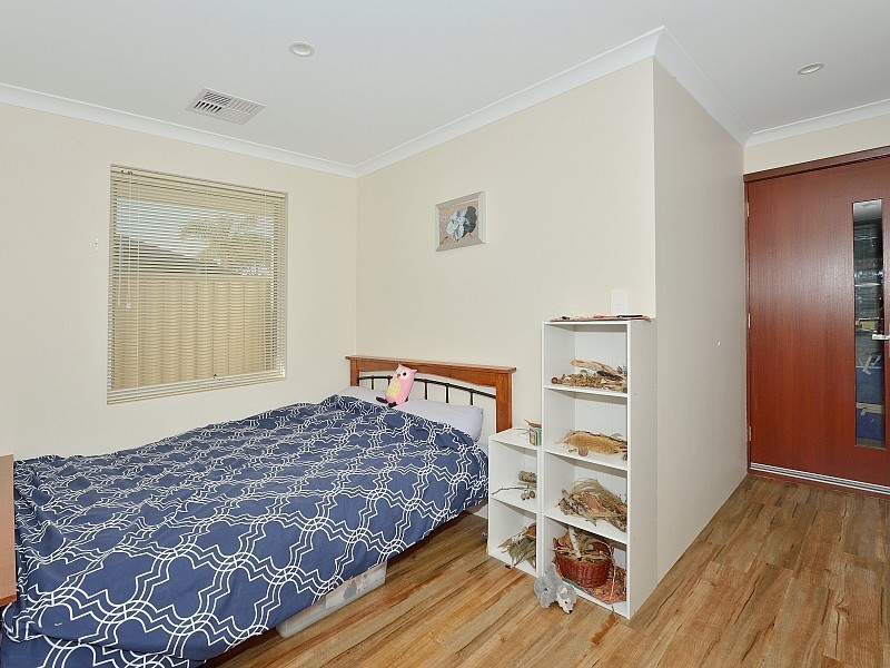 38 Kitchener Street, Dudley Park WA 6210