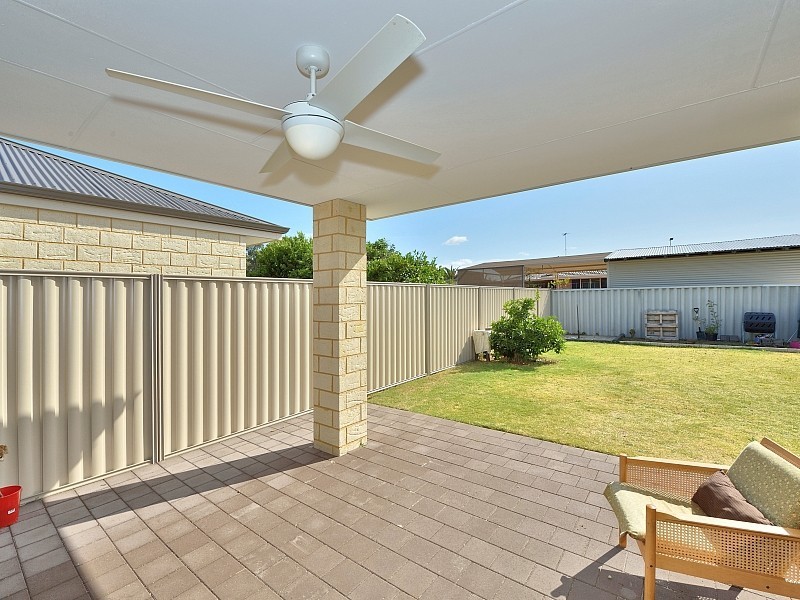 38 Kitchener Street, Dudley Park WA 6210