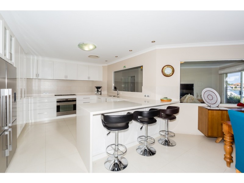 17 Fortescue Court, Dudley Park WA 6210