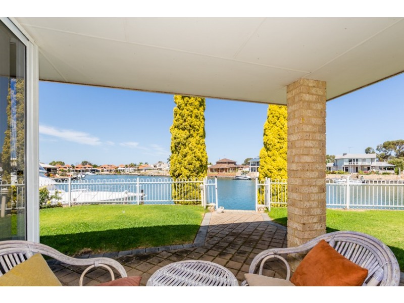 17 Fortescue Court, Dudley Park WA 6210