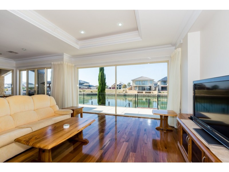 7 Twilight Court, Mandurah WA 6210