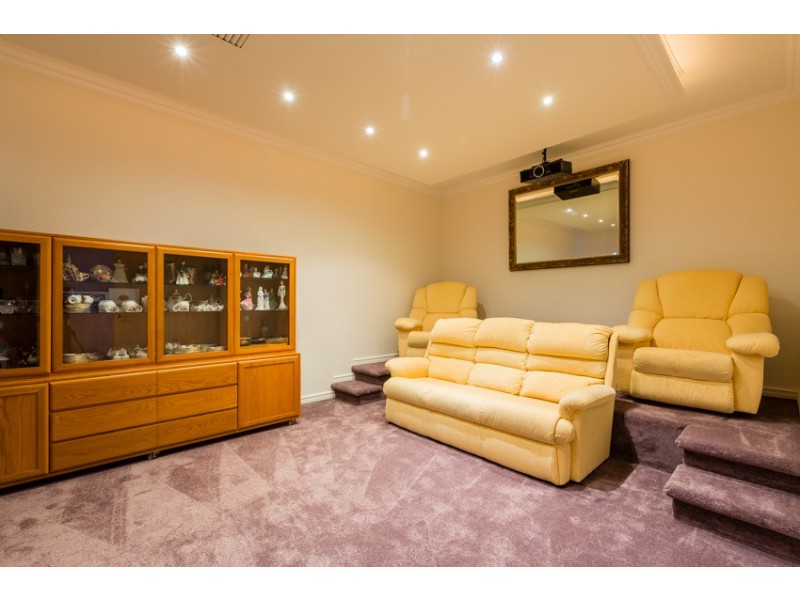 7 Twilight Court, Mandurah WA 6210