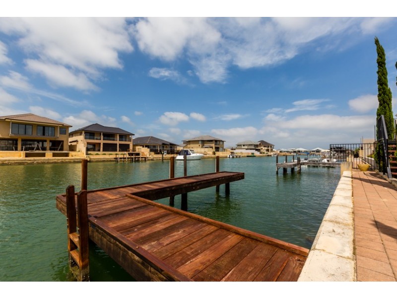 7 Twilight Court, Mandurah WA 6210