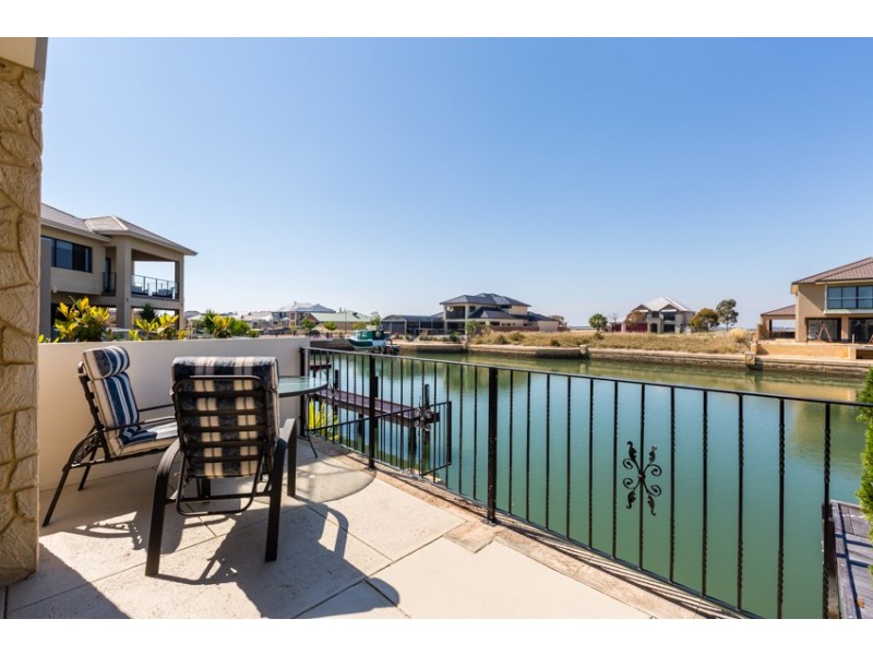 7 Twilight Court, Mandurah WA 6210