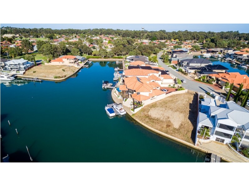 8 Santavea Mews, Halls Head WA 6210