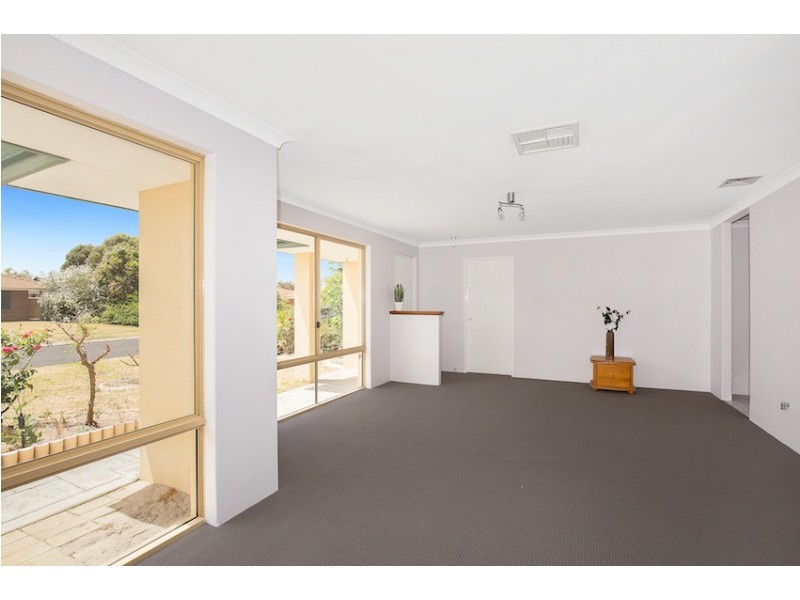 9 Killarney Retreat, Meadow Springs WA 6210