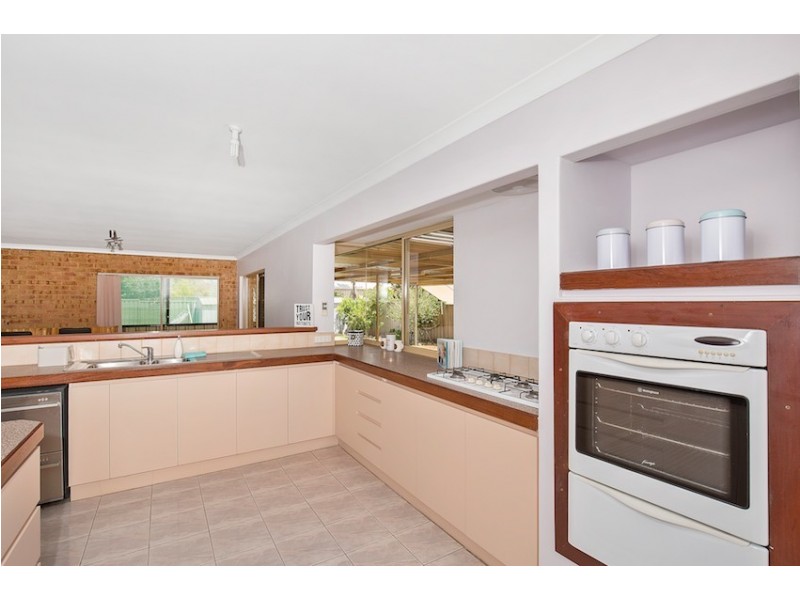 9 Killarney Retreat, Meadow Springs WA 6210