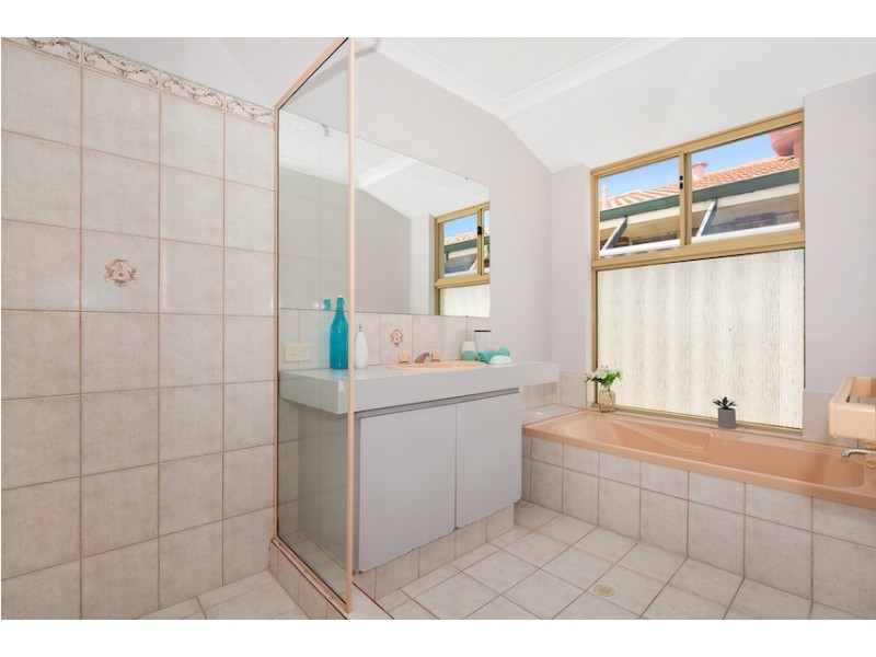 9 Killarney Retreat, Meadow Springs WA 6210