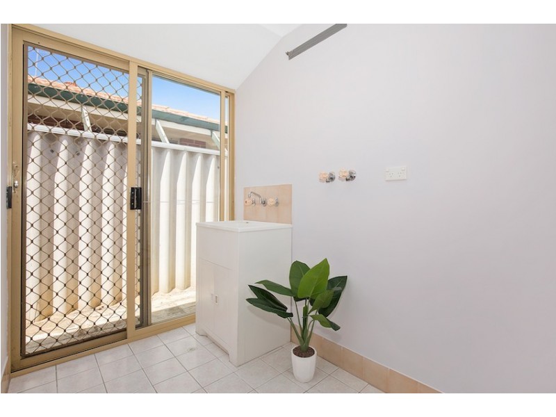 9 Killarney Retreat, Meadow Springs WA 6210