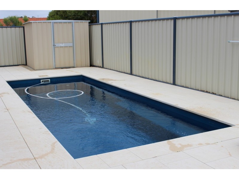 301 Oakmont Avenue, Meadow Springs WA 6210