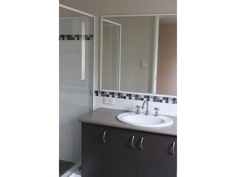 301 Oakmont Avenue, Meadow Springs WA 6210