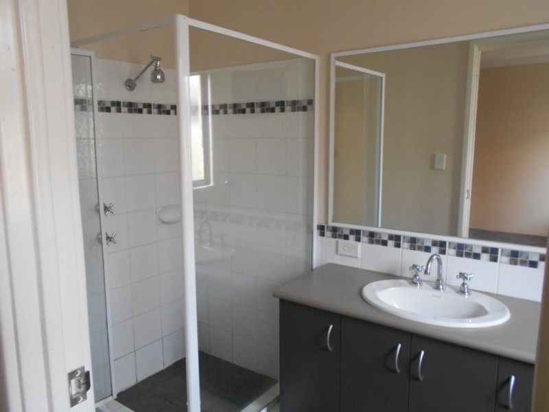 301 Oakmont Avenue, Meadow Springs WA 6210