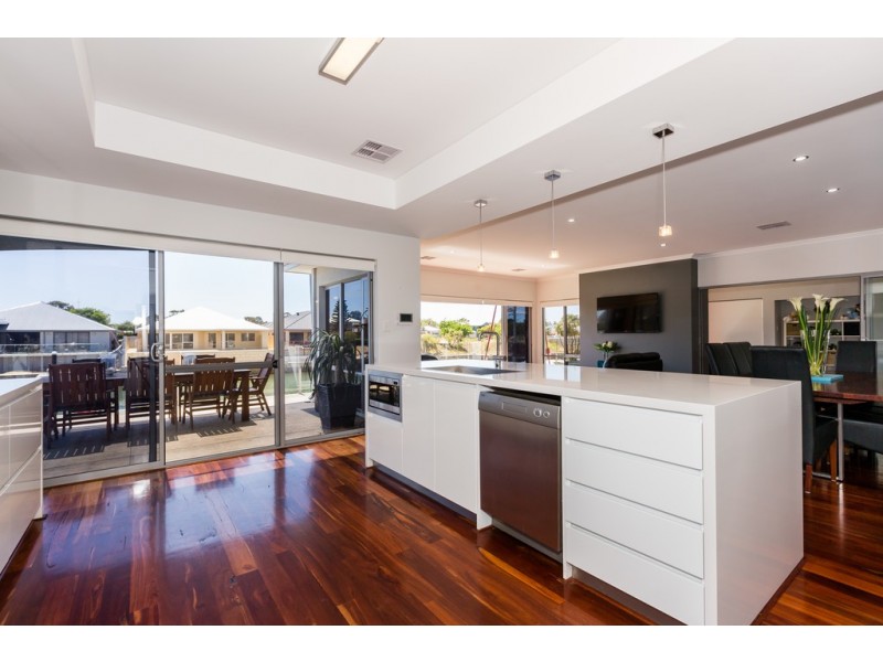 92 Sandpiper Island Retreat, Wannanup WA 6210