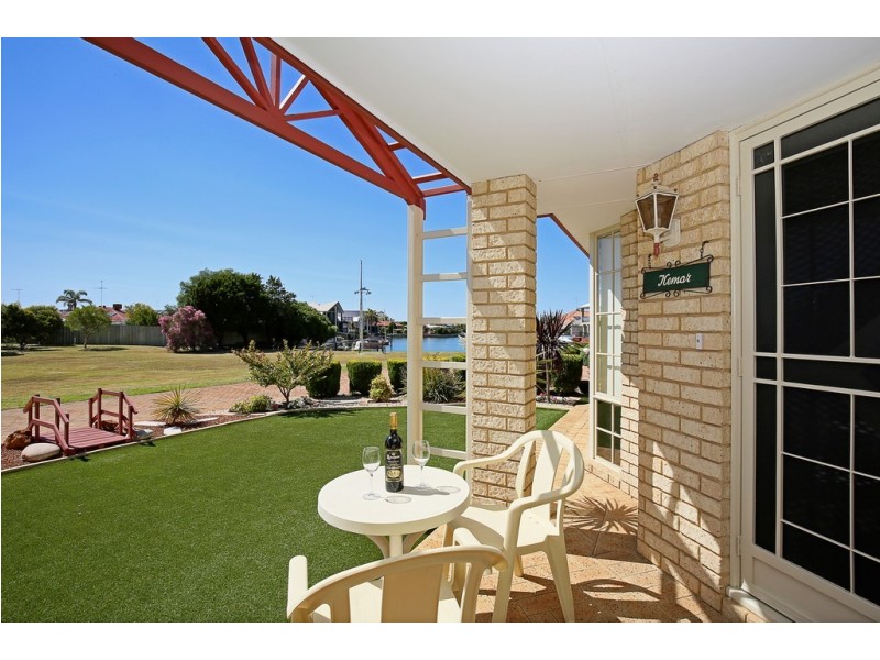 13 Parkwater Cove, Halls Head WA 6210