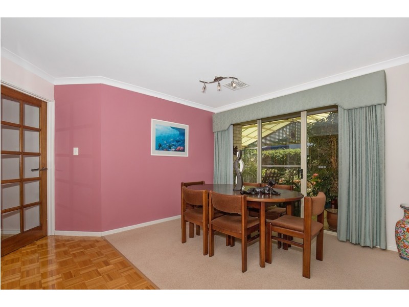 13 Parkwater Cove, Halls Head WA 6210