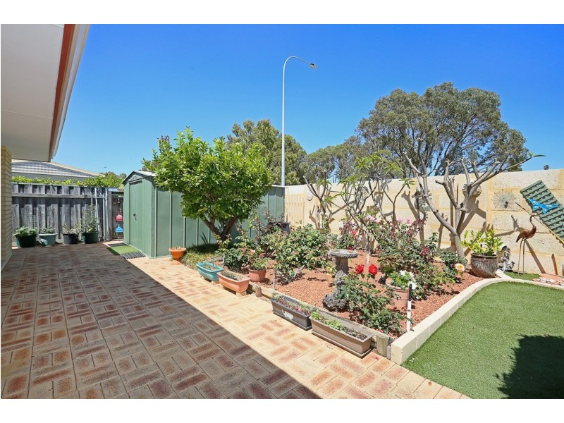 13 Parkwater Cove, Halls Head WA 6210