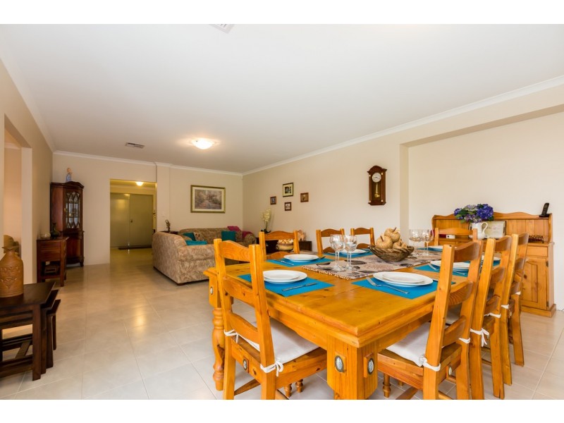 8 Skylark Loop, Erskine WA 6210