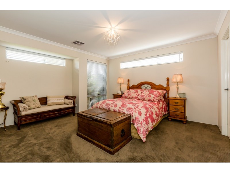 8 Skylark Loop, Erskine WA 6210