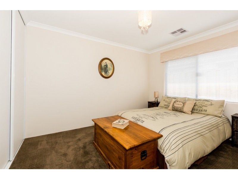 8 Skylark Loop, Erskine WA 6210