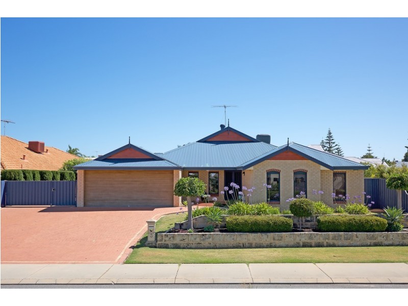 3 Boardwalk Boulevard, Halls Head WA 6210