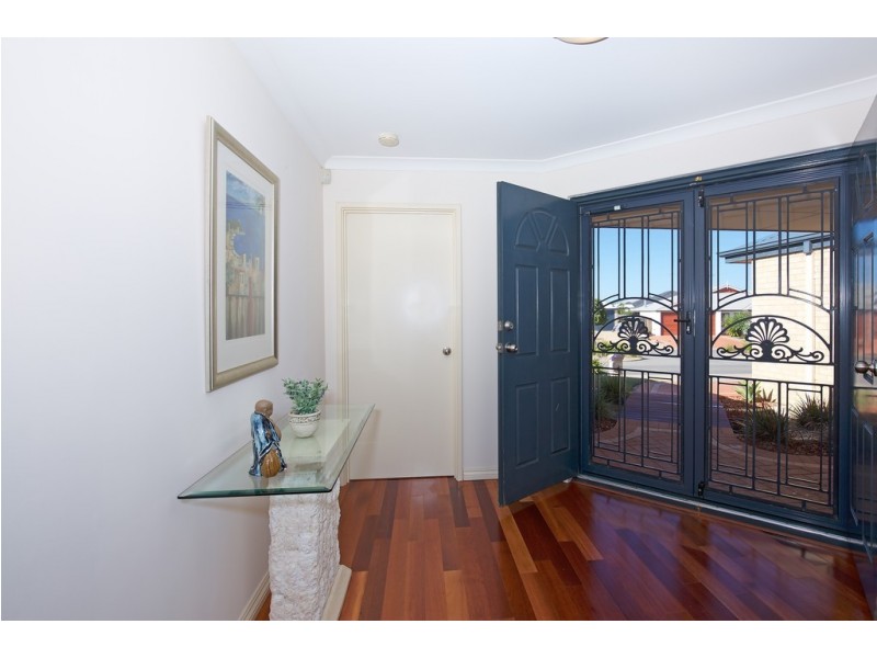 3 Boardwalk Boulevard, Halls Head WA 6210