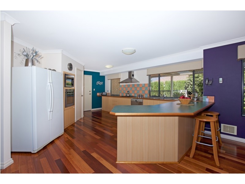 3 Boardwalk Boulevard, Halls Head WA 6210