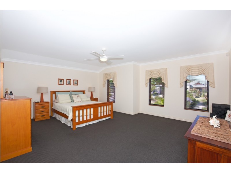 3 Boardwalk Boulevard, Halls Head WA 6210