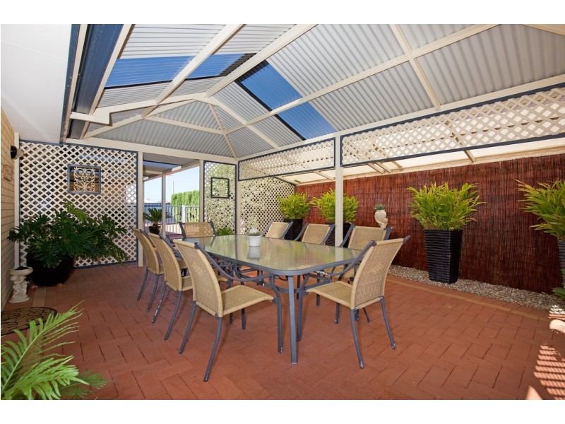 3 Boardwalk Boulevard, Halls Head WA 6210