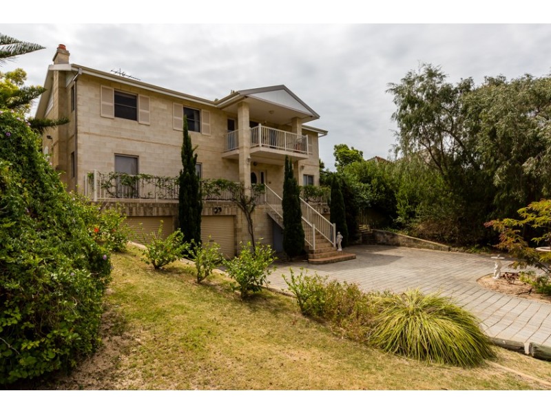 3 Heywood Court, Halls Head WA 6210