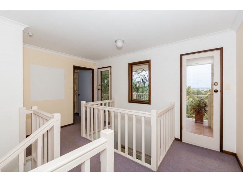 3 Heywood Court, Halls Head WA 6210