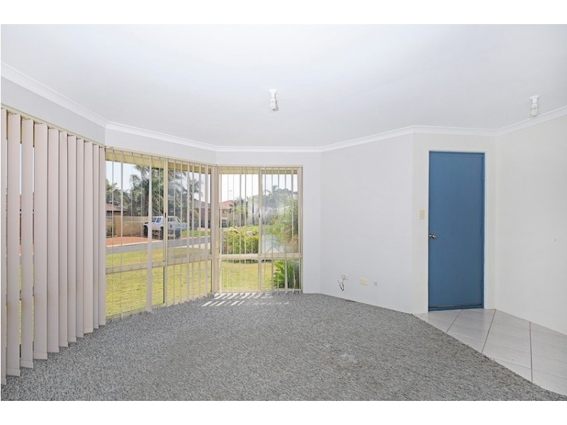 5 Augusta Mews, Meadow Springs WA 6210