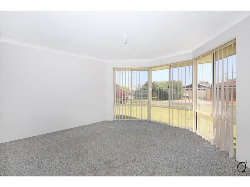 5 Augusta Mews, Meadow Springs WA 6210