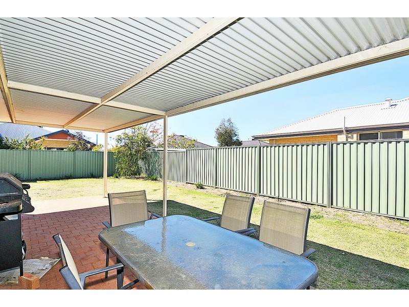 44 Goldseeker Loop, Ravenswood WA 6208
