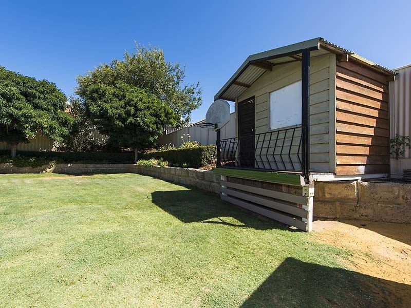 9 Staunton Rise, Halls Head WA 6210